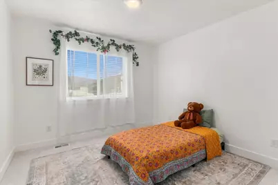 608 S 1380 E, Hyrum, UT 84319 - Photo 9