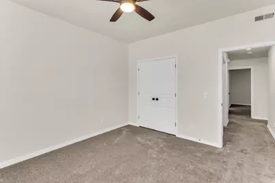 962 S Courtyard Ln, Centerville, UT 84014 - Photo 15