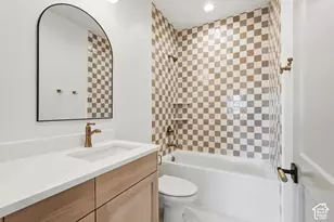 1111 E Center St, Hyde Park, UT 84318 - Photo 35
