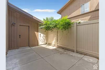1626 E 6520 S, Murray, UT 84121 - Photo 31