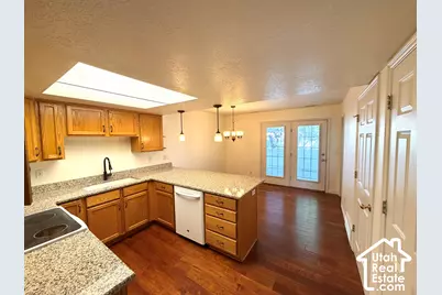 195 Stirling Pl, Logan, UT 84341 - Photo 5