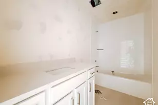 942 W Mountain Hollow Way N, Lehi, UT 84048 - Photo 3