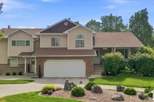315 Edgewood Dr, Providence, UT 84332 - Photo 3