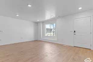 655 N 1620 E, Salem, UT 84653 - Photo 7