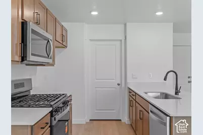 655 N 1620 E #1308, Salem, UT 84653 - Photo 9