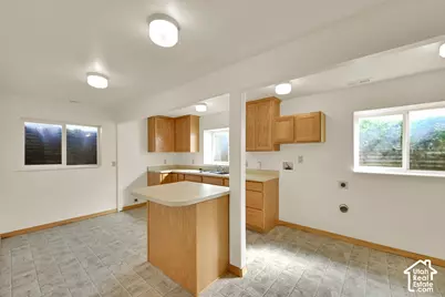 12020 S 4000 W, Riverton, UT 84096 - Photo 33