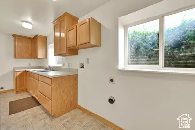 12020 S 4000 W, Riverton, UT 84096 - Photo 31