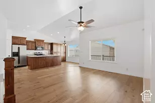 46 E Whitaker Circle, Kaysville, UT 84037 - Photo 5