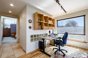 754 N Hilltop Rd, Salt Lake City, UT 84103 - Photo 27