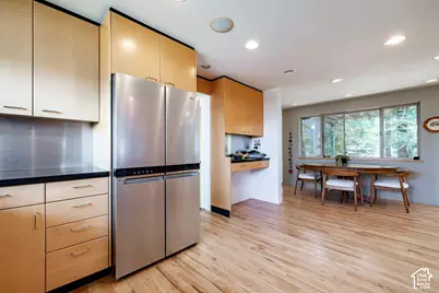 754 N Hilltop Rd, Salt Lake City, UT 84103 - Photo 21