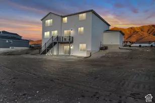 2821 N Scarlet Rd, Eagle Mountain, UT 84005 - Photo 25