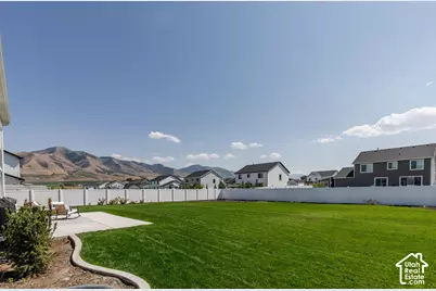 676 E 1100 S, Hyrum, UT 84319 - Photo 29