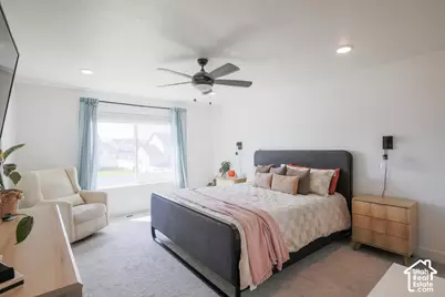 676 E 1100 S, Hyrum, UT 84319 - Photo 13