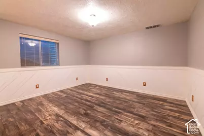 1311 E Canyon Creek Dr, Bountiful, UT 84010 - Photo 33