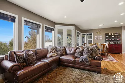 664 E Eagle Ridge Dr, North Salt Lake, UT 84054 - Photo 13