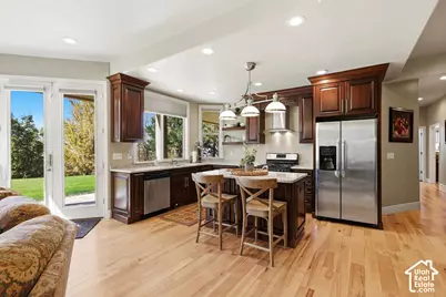 664 E Eagle Ridge Dr, North Salt Lake, UT 84054 - Photo 27