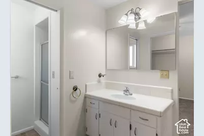 1374 W Marinwood Ave, Taylorsville, UT 84123 - Photo 19