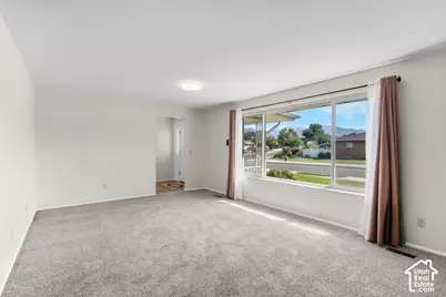 1374 W Marinwood Ave, Taylorsville, UT 84123 - Photo 5