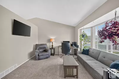 6061 S Walnut View Dr, Salt Lake City, UT 84118 - Photo 9