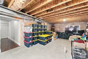 39 E 300 N, Orem, UT 84057 - Photo 21