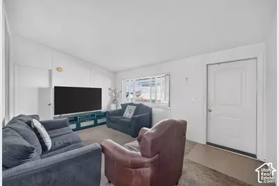 33 E Tiny Wood Dr S, Sandy, UT 84070 - Photo 3