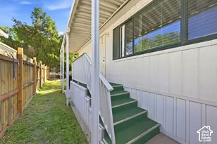 33 E Tiny Wood Dr S, Sandy, UT 84070 - Photo 15