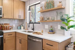7691 S 900 E, Midvale, UT 84047 - Photo 9