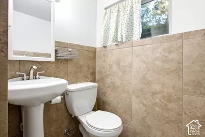 6461 S 2700 W, Taylorsville, UT 84129 - Photo 27