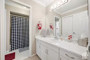 4687 S Naniloa Dr, Holladay, UT 84117 - Photo 17