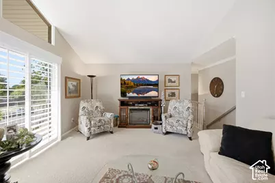 4687 S Naniloa Dr, Holladay, UT 84117 - Photo 7