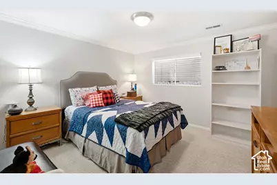 4687 S Naniloa Dr, Holladay, UT 84117 - Photo 19