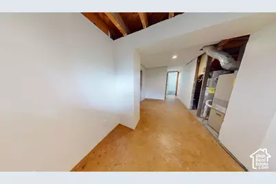 496 E Main St, Wellington, UT 84542 - Photo 25