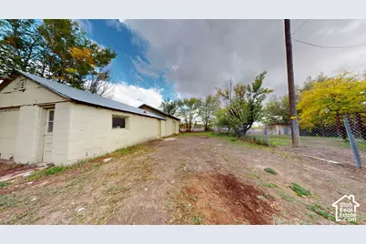 496 E Main St, Wellington, UT 84542 - Photo 29