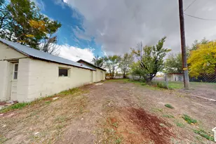 496 E Main St, Wellington, UT 84542 - Photo 29