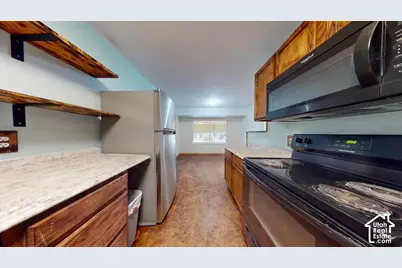 496 E Main St, Wellington, UT 84542 - Photo 11