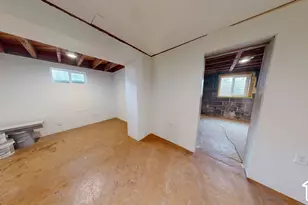 496 E Main St, Wellington, UT 84542 - Photo 23