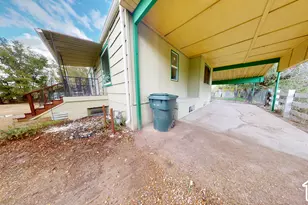 496 E Main St, Wellington, UT 84542 - Photo 27