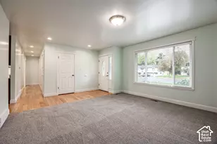 1556 E Petunia Way S, Sandy, UT 84092 - Photo 5