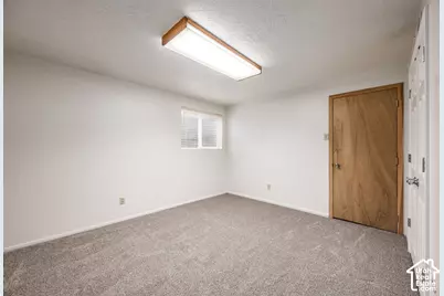 1556 E Petunia Way S, Sandy, UT 84092 - Photo 19