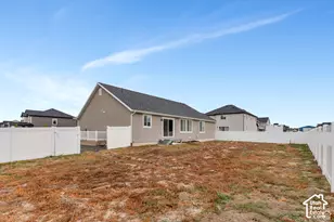 4532 N Notch Peak Wy, Eagle Mountain, UT 84005 - Photo 33