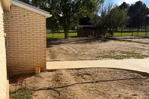 180 S 2500 W, Maeser, UT 84078 - Photo 43