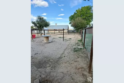 180 S 2500 W, Maeser, UT 84078 - Photo 61