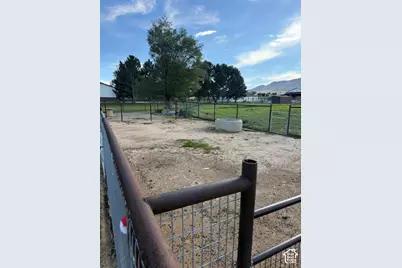 180 S 2500 W, Maeser, UT 84078 - Photo 55