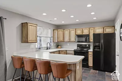 1032 Sara Ln, Ogden, UT 84404 - Photo 11