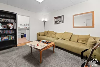 425 E 900 S, Salt Lake City, UT 84111 - Photo 13