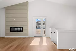 261 E Mariner Cir, Garden City, UT 84028 - Photo 7