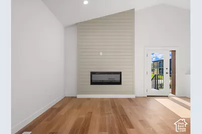 261 E Mariner Cir, Garden City, UT 84028 - Photo 9