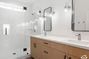 261 E Mariner Cir, Garden City, UT 84028 - Photo 15