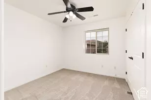 370 W Buena Blvd, Washington, UT 84780 - Photo 13