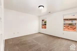 370 W Buena Blvd, Washington, UT 84780 - Photo 17